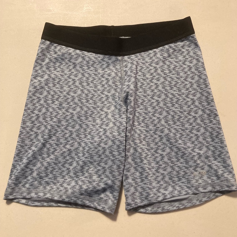Champion PowerCore Spandex Shorts. Size Girls Large